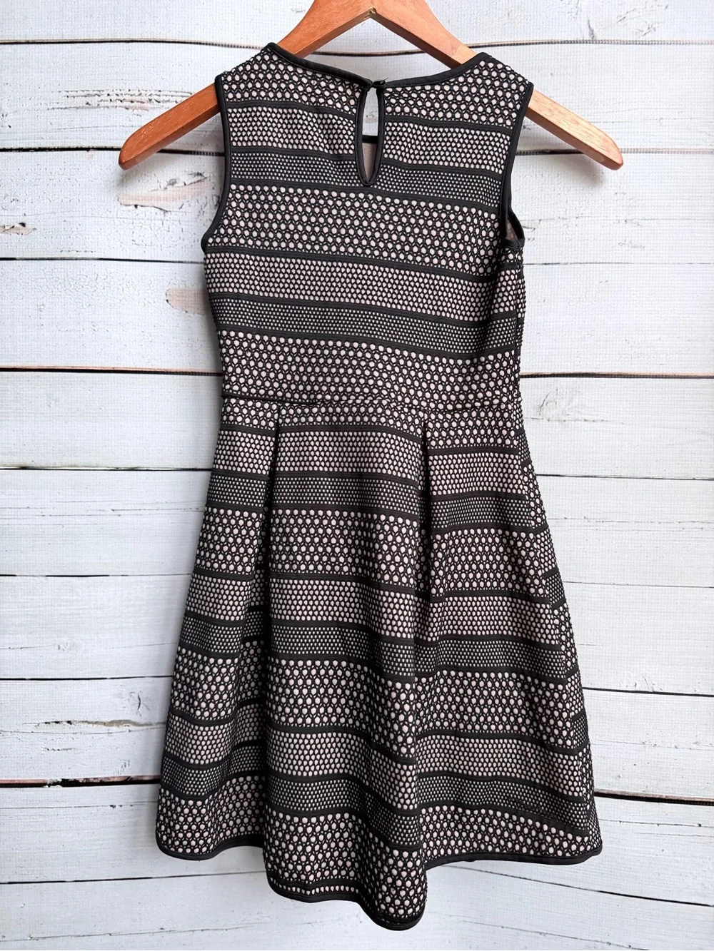 Monteau Black & White Sleeveless Fit and Flare Party Dress